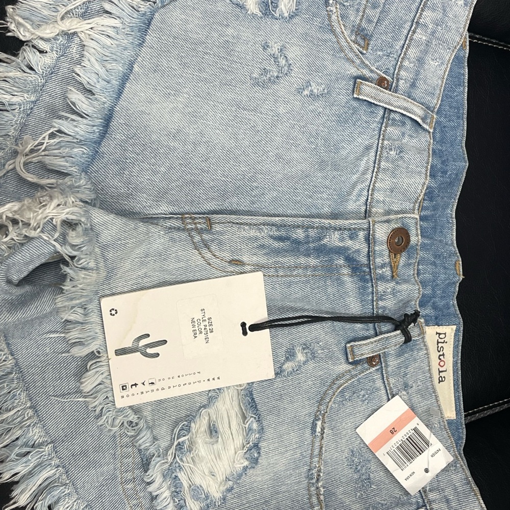 Junior’s denim shorts